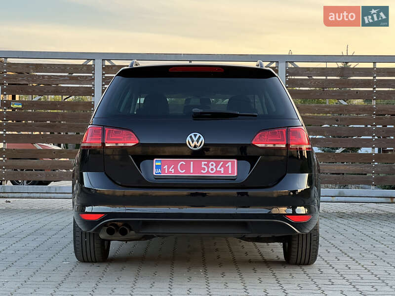 Универсал Volkswagen Golf 2015 в Стрые