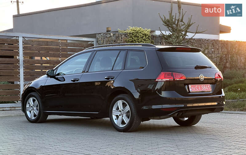 Универсал Volkswagen Golf 2015 в Стрые