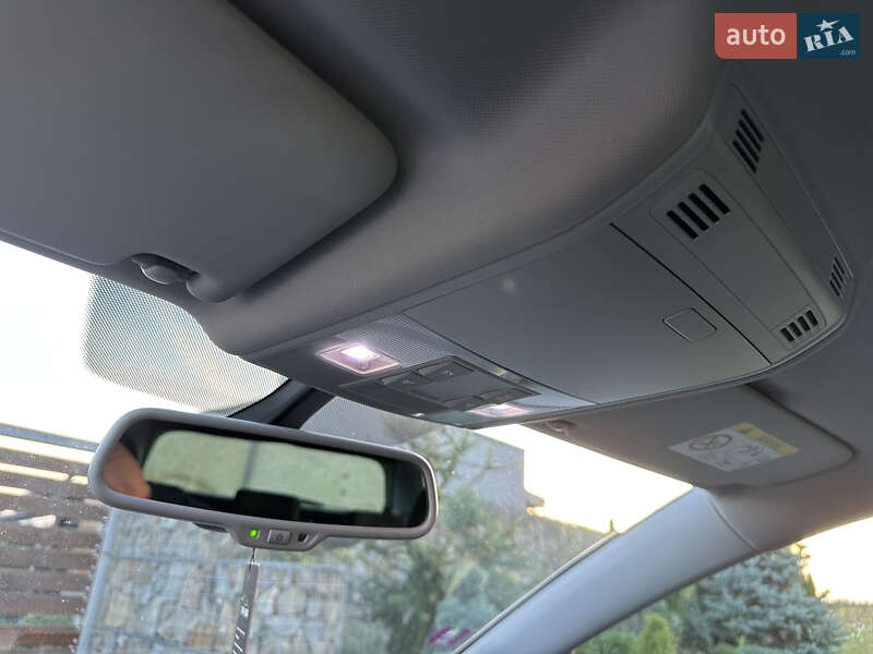 Универсал Volkswagen Golf 2015 в Стрые