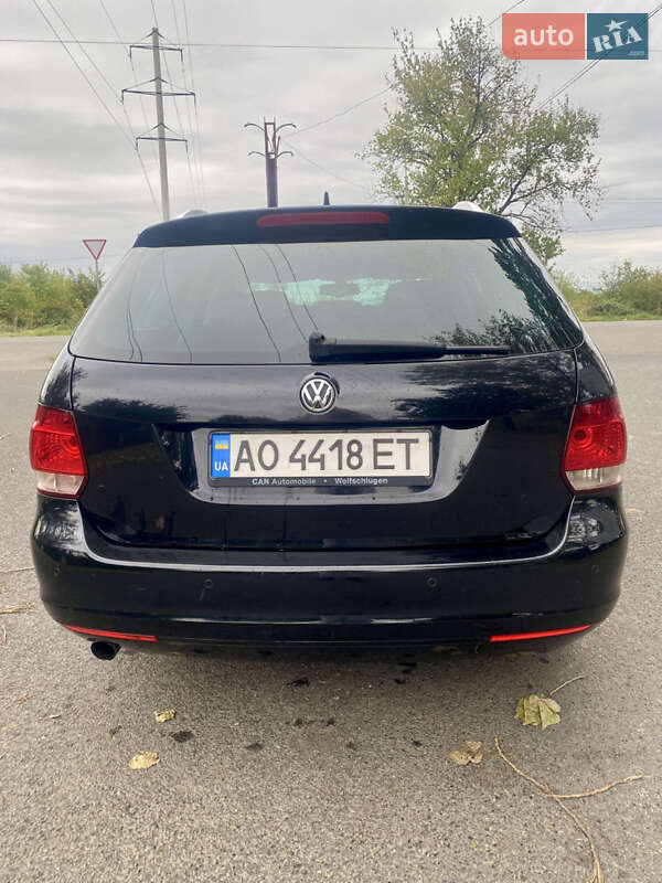 Универсал Volkswagen Golf 2012 в Виноградове