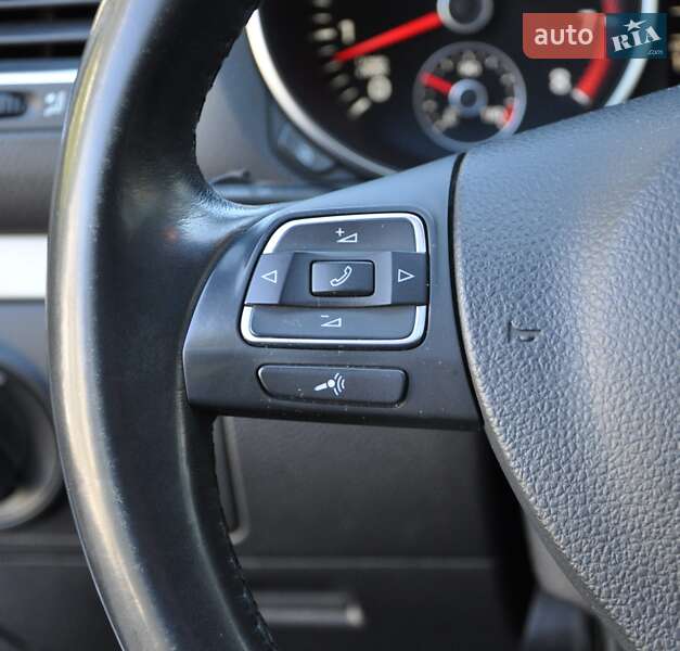 Хэтчбек Volkswagen Golf 2011 в Одессе