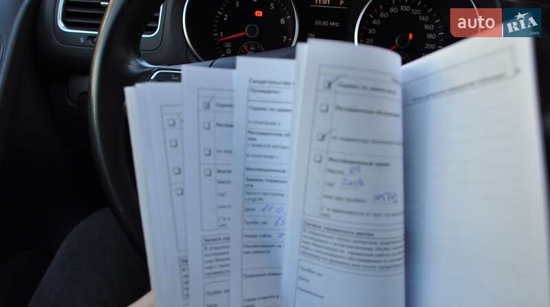 Хэтчбек Volkswagen Golf 2011 в Одессе