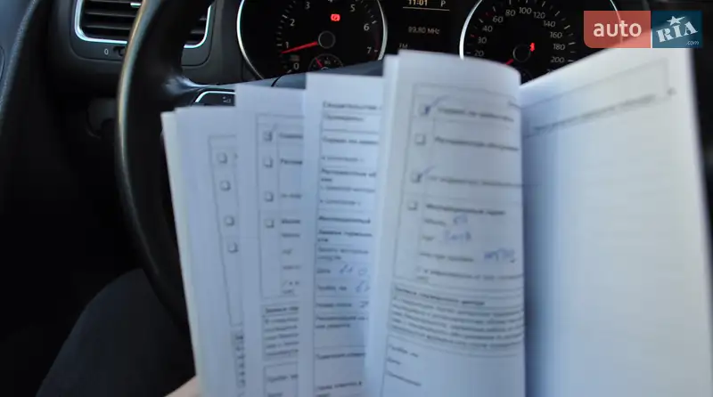 Хэтчбек Volkswagen Golf 2011 в Одессе документ