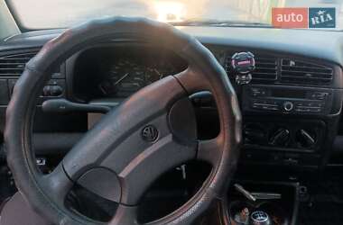 Хетчбек Volkswagen Golf 1996 в Хмельницькому