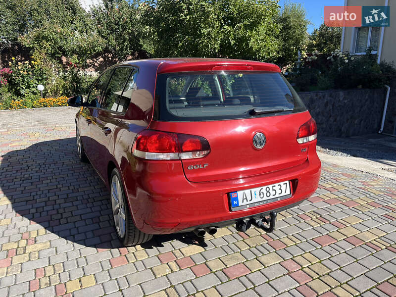 Хэтчбек Volkswagen Golf 2009 в Луцке