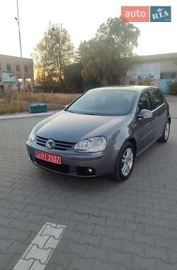 Хетчбек Volkswagen Golf 2007 в Сарнах