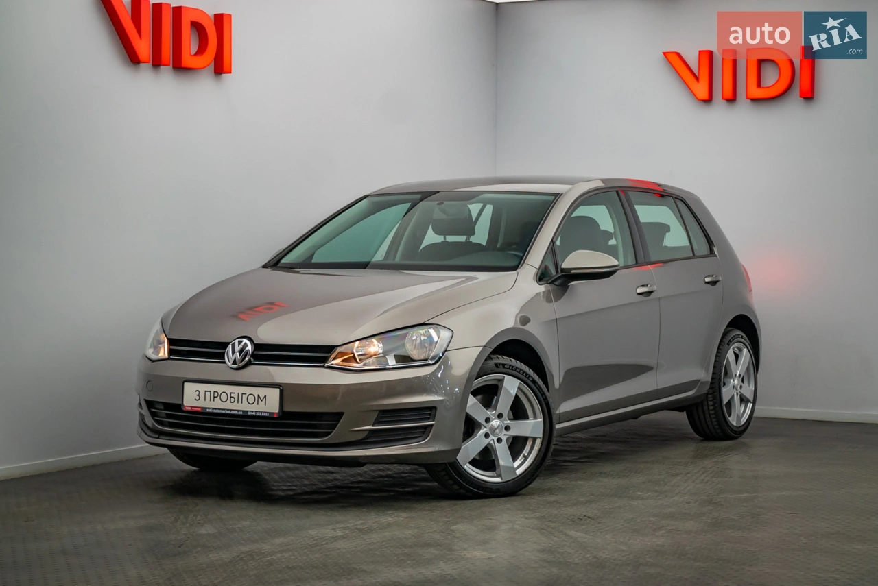 Офіційний авто Volkswagen Golf 2014 року-перевірений та надійний вибір!
Автомобіль пройшов комплексну перевірку та діагностику, що гарантує його технічну справність та юридичну чистоту. Пропонуємо лише перевірені авто з підтвердженим пробігом у відмінному стані.
Всі розрахунки офіційно через банк, безпечно і прозоро
Кредит, лізинг, трейд-ін, зручні фінансові рішення для вас
Обмін та викуп авто, швидко та вигідно
Документальний супровід, без зайвих турбот
КАСКО та ОСЦПВ, вигідні страхові програми
Найбільший салон перевірених авто в Києві, працюємо 7 днів на тиждень. Обирайте надійність та комфорт разом із професіоналами!