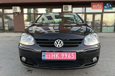 Хэтчбек Volkswagen Golf 2009 в Киеве