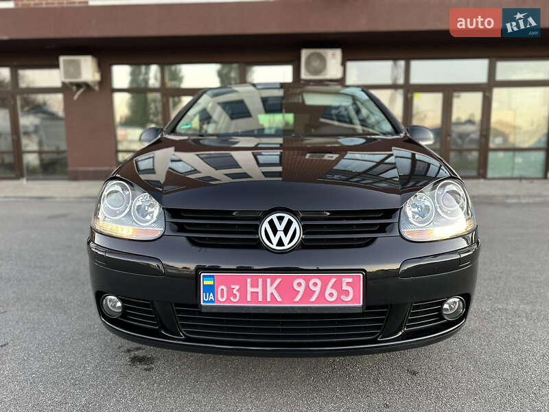 Хетчбек Volkswagen Golf 2009 в Києві
