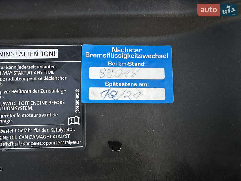 Хетчбек Volkswagen Golf 2009 в Києві