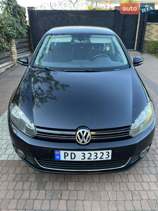 Хетчбек Volkswagen Golf 2010 в Луцьку