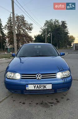 Хетчбек Volkswagen Golf 1999 в Києві