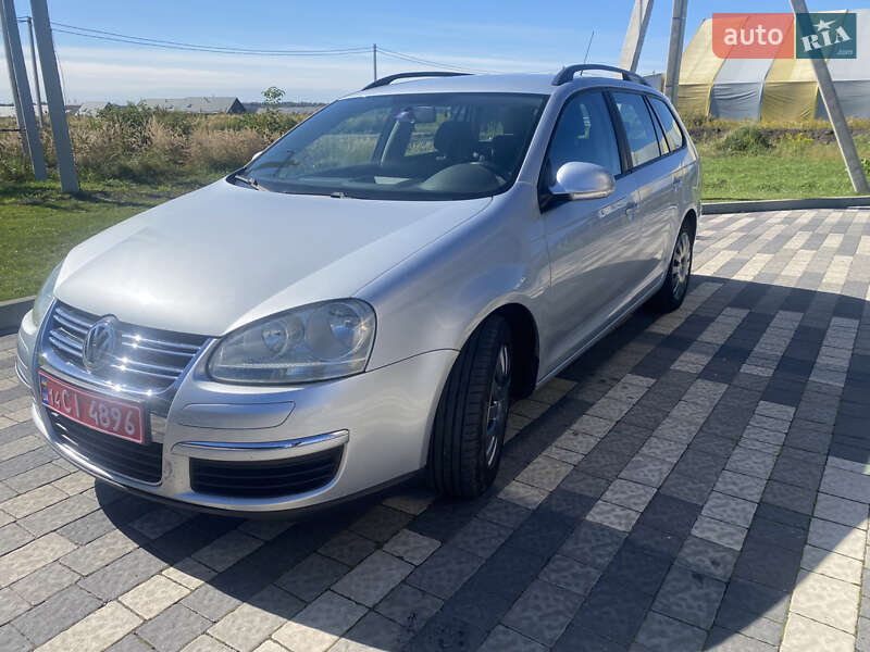 Універсал Volkswagen Golf 2008 в Львові