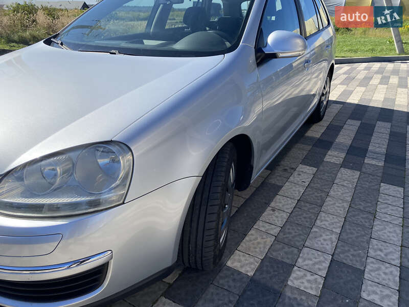 Універсал Volkswagen Golf 2008 в Львові