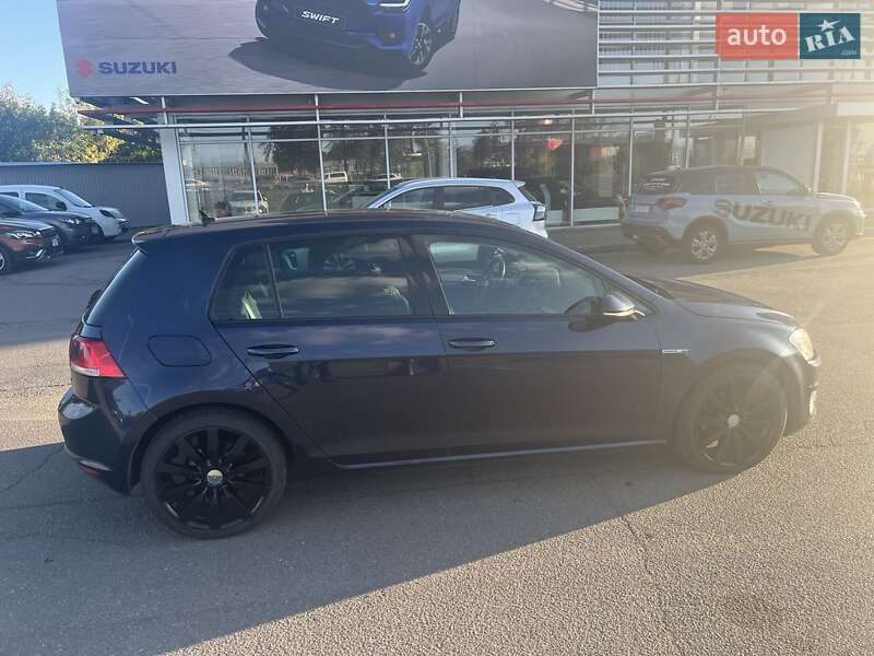Хетчбек Volkswagen Golf 2013 в Полтаві