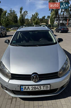 Универсал Volkswagen Golf 2011 в Киеве