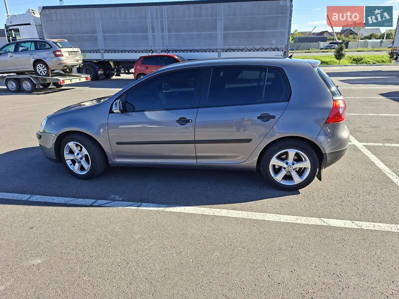 Хетчбек Volkswagen Golf 2005 в Мукачевому фото 4 Хетчбек Volkswagen Golf 2005 в Мукачевому