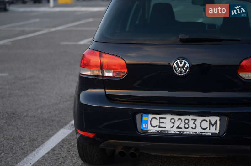Хэтчбек Volkswagen Golf 2011 в Черновцах
