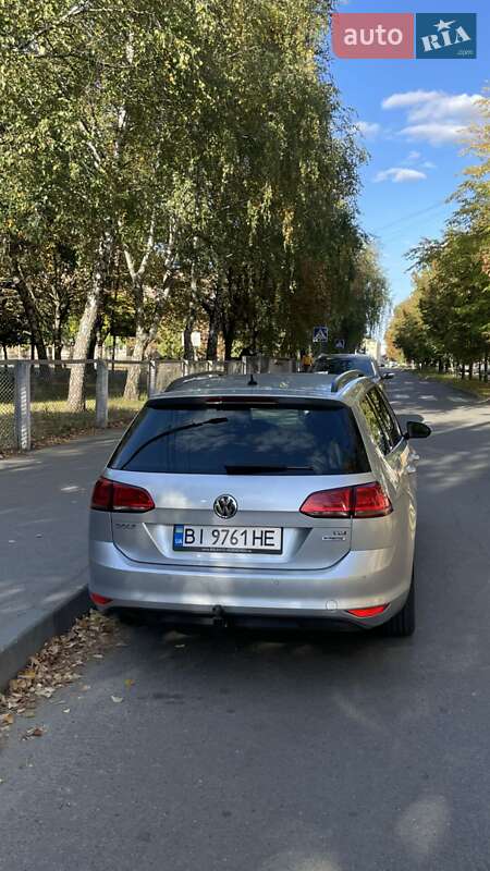 Універсал Volkswagen Golf 2015 в Полтаві