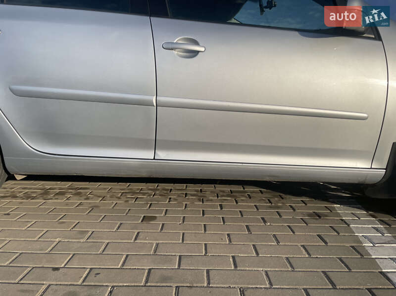 Хетчбек Volkswagen Golf 2007 в Ізмаїлі