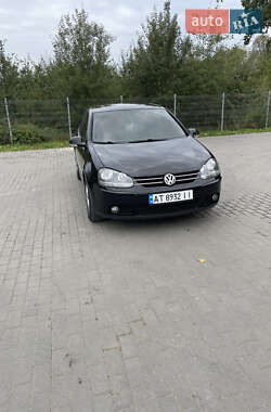 Хэтчбек Volkswagen Golf 2008 в Ивано-Франковске