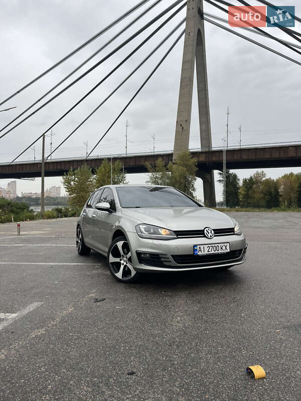 Volkswagen Golf 2014