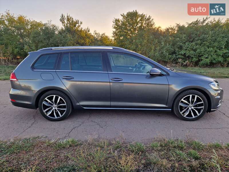 Универсал Volkswagen Golf 2019 в Кропивницком фото 16 Универсал Volkswagen Golf 2019 в Кропивницком