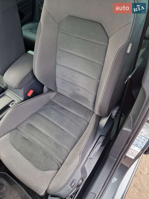 Универсал Volkswagen Golf 2019 в Кропивницком фото 35 Универсал Volkswagen Golf 2019 в Кропивницком