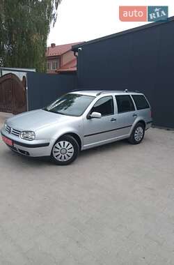 Універсал Volkswagen Golf 2005 в Тернополі