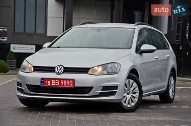 Універсал Volkswagen Golf 2015 в Сарнах