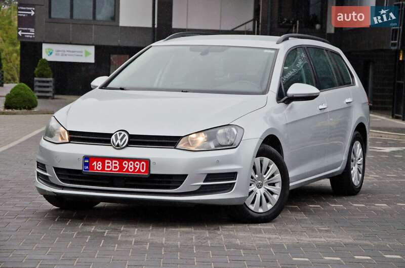 Універсал Volkswagen Golf 2015 в Сарнах