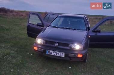 Хэтчбек Volkswagen Golf 1994 в Теребовле