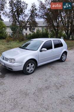 Хэтчбек Volkswagen Golf 1999 в Сумах