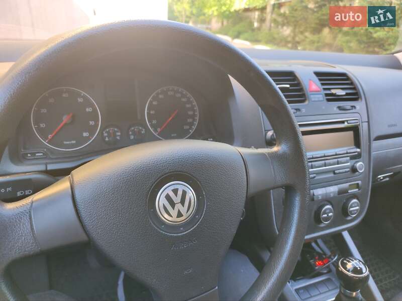 Хэтчбек Volkswagen Golf 2005 в Киеве фото 7 Хэтчбек Volkswagen Golf 2005 в Киеве