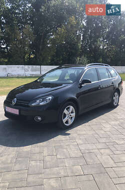 Універсал Volkswagen Golf 2010 в Луцьку