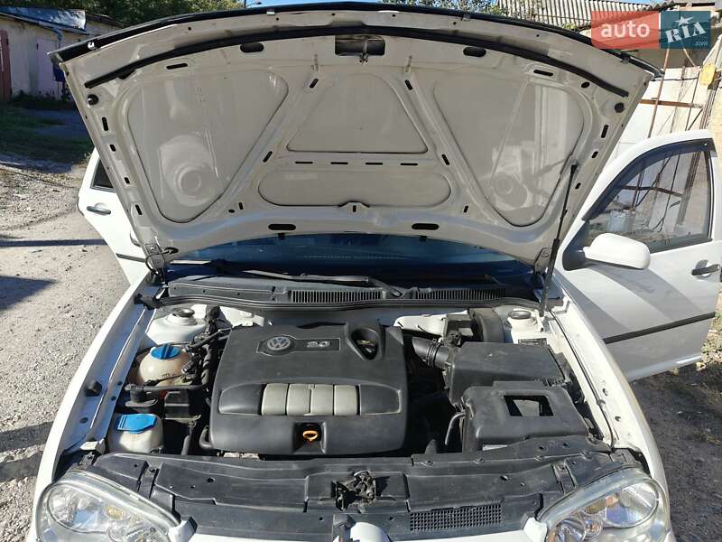 Универсал Volkswagen Golf 2004 в Умани фото 15 Универсал Volkswagen Golf 2004 в Умани
