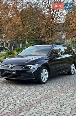 Универсал Volkswagen Golf 2020 в Киеве