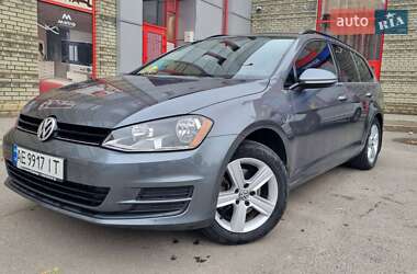 Универсал Volkswagen Golf 2015 в Днепре