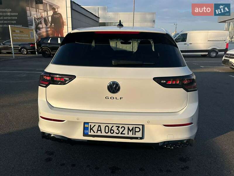 Хетчбек Volkswagen Golf 2024 в Івано-Франківську