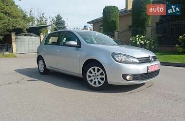 Хэтчбек Volkswagen Golf 2009 в Луцке