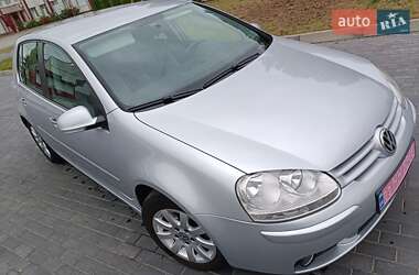 Хетчбек Volkswagen Golf 2008 в Рівному