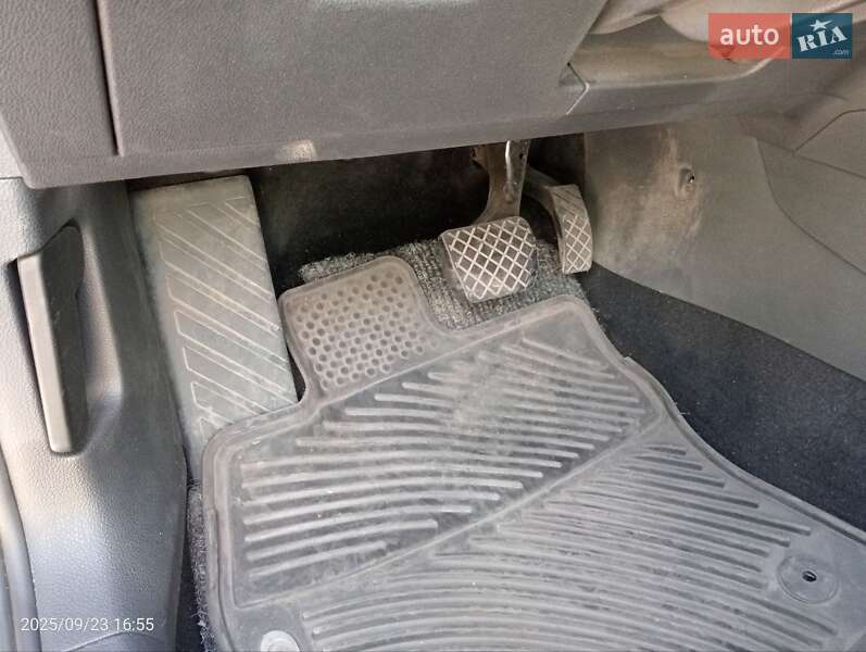 Универсал Volkswagen Golf 2015 в Днепре фото 11 Универсал Volkswagen Golf 2015 в Днепре