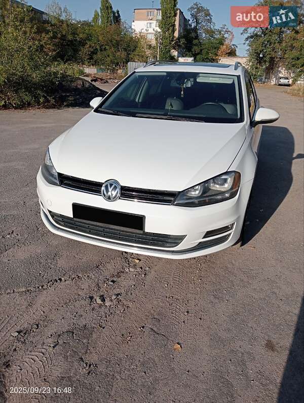 Универсал Volkswagen Golf 2015 в Днепре фото 45 Универсал Volkswagen Golf 2015 в Днепре