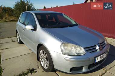 Хэтчбек Volkswagen Golf 2008 в Киеве