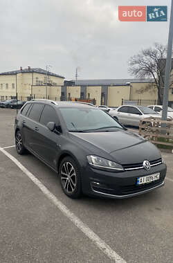 Универсал Volkswagen Golf 2015 в Вышгороде