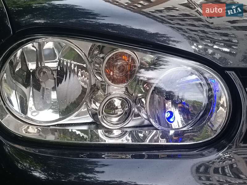 Універсал Volkswagen Golf 2002 в Вінниці