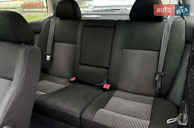 Хэтчбек Volkswagen Golf 1998 в 