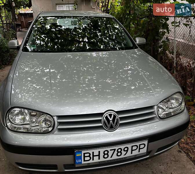 Volkswagen Golf 2000 Volkswagen Golf 2000