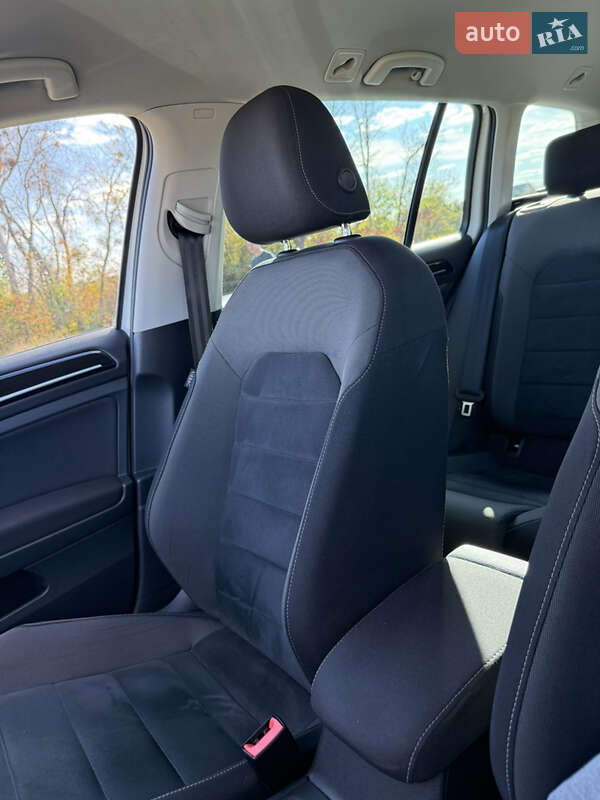 Універсал Volkswagen Golf 2017 в Харкові фото 23 Універсал Volkswagen Golf 2017 в Харкові