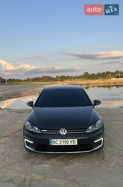 Хетчбек Volkswagen Golf 2020 в Львові